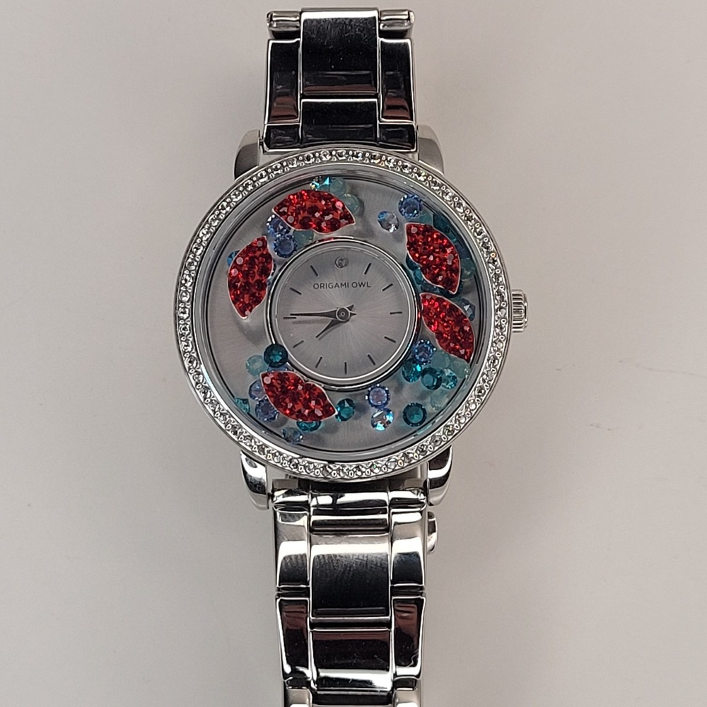 Origami Owl Silver Crystal Living Locket Watch - Red Lips & Blue Crystals